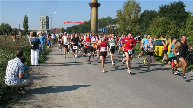 ../Images/Geiseltalseelauf2011 (22).jpg